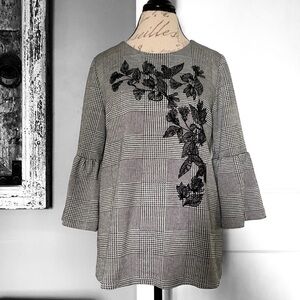 Calvin Klein Houndstooth Mixed Floral Embroidered Bell Sleeve Top